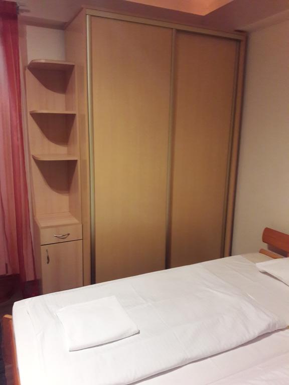 Home Apartman Debrecen Exteriör bild
